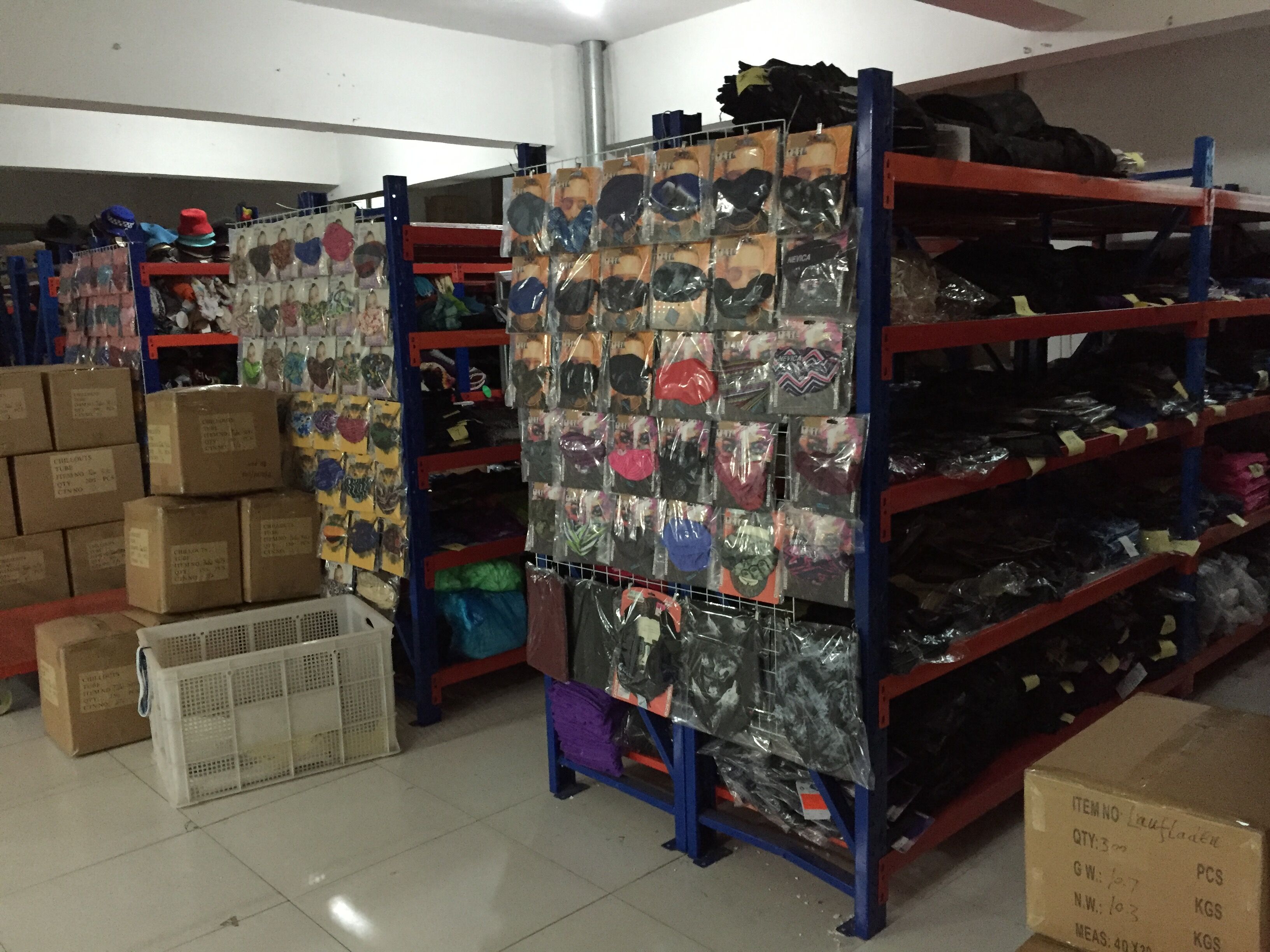 After Ten Years, Regular Customer Returns to Visit Factory