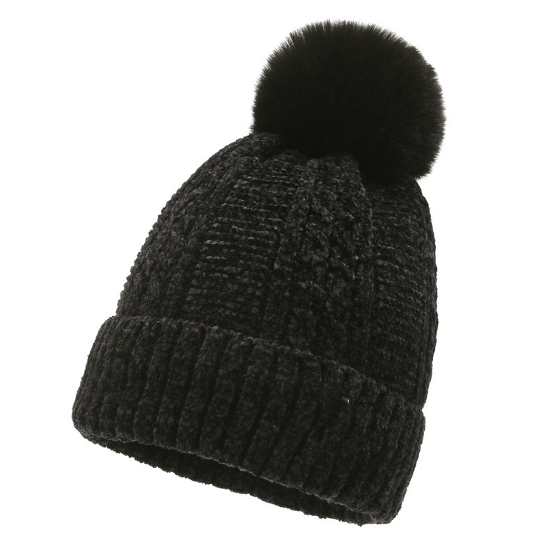Women-and-Men-Beanie-ag8